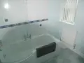 eu101_bathroom_300